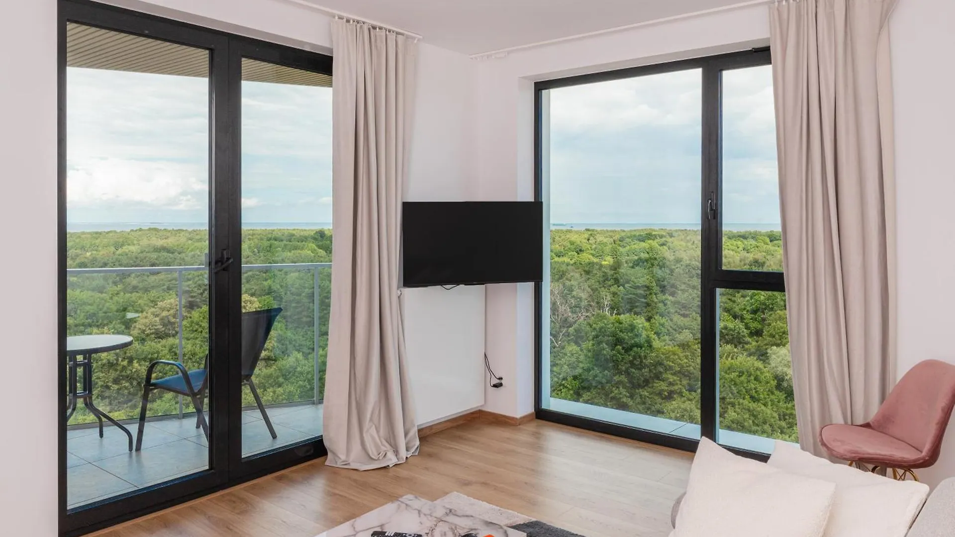 Tarasy Baltyku Apartments & Parking & Balcony By Noclegi Renters Gdansk 0*,  Poland